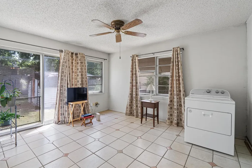 3311 Bengston Street Austin TX 78702