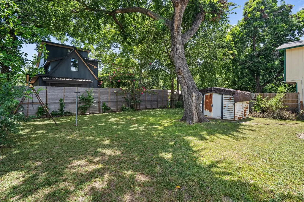 3311 Bengston Street Austin TX 78702