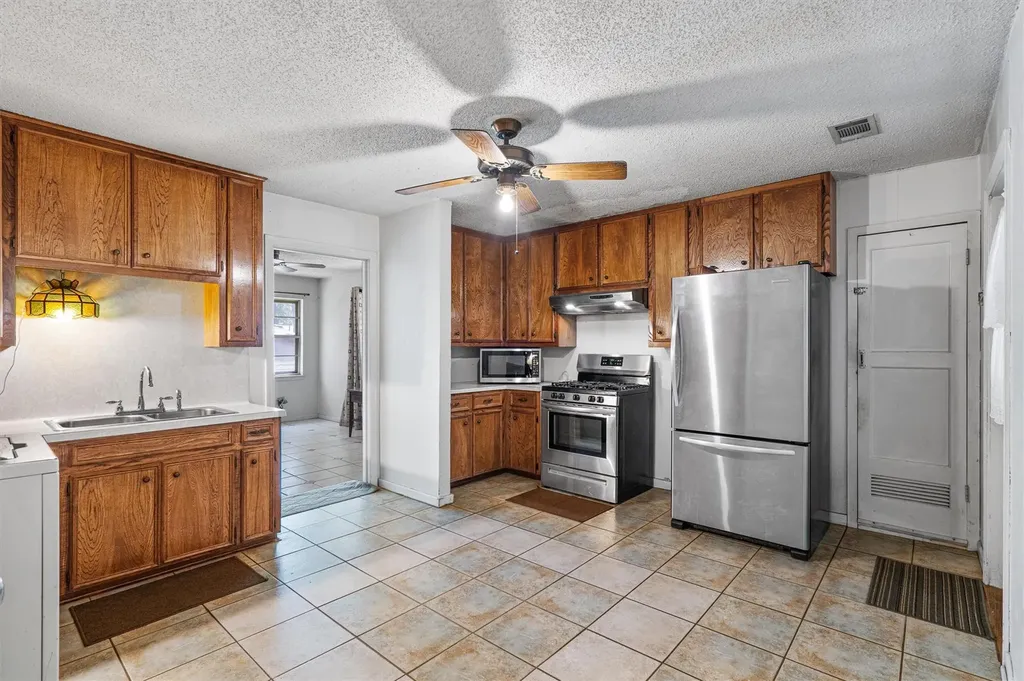 3311 Bengston Street Austin TX 78702