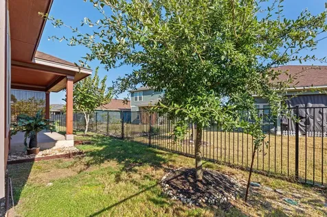 143 Alexander Kyle TX 78640
