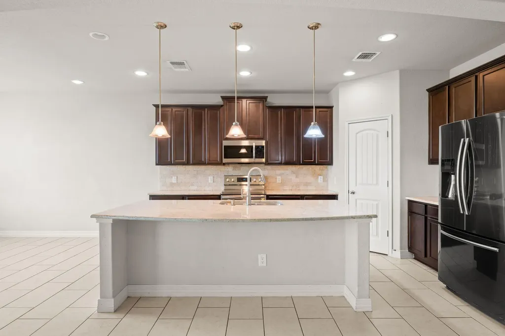 3537 Hurricane Trail New Braunfels TX 78130
