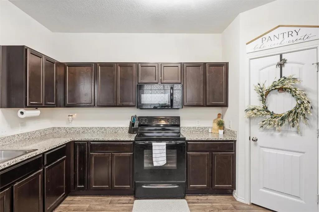 14904 Shalestone Way Manor TX 78653