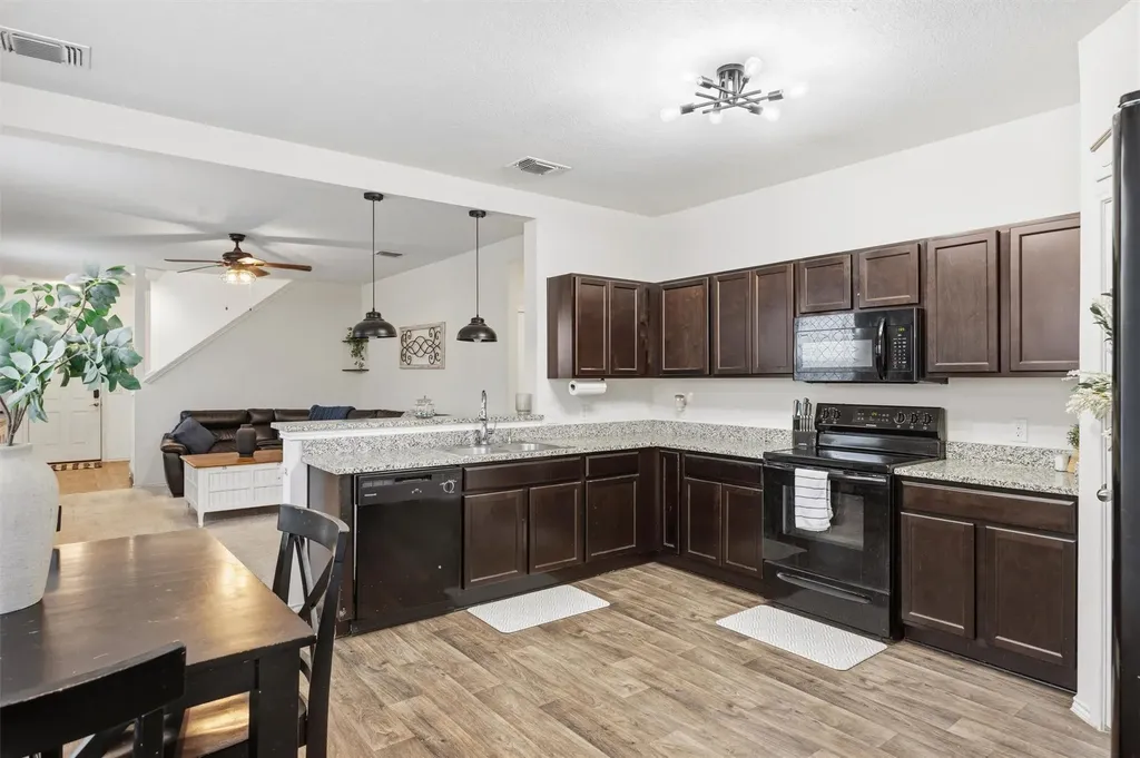 14904 Shalestone Way Manor TX 78653