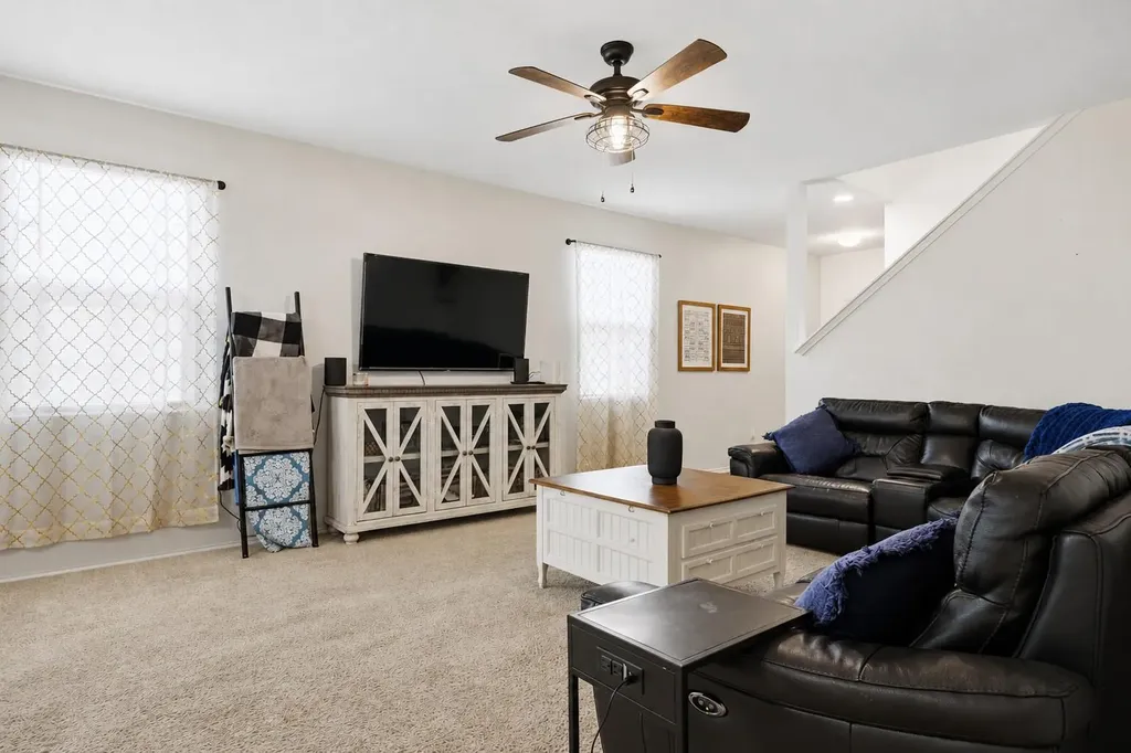 14904 Shalestone Way Manor TX 78653