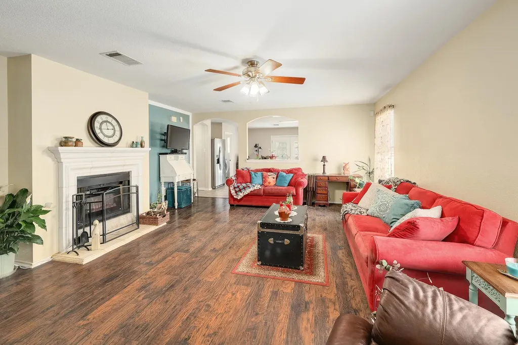3708 Julianas Way Round Rock TX 78665