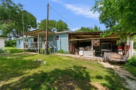 300 Corral Lane Liberty Hill TX 78642