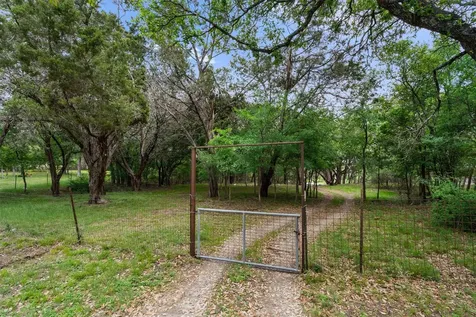 300 Corral Lane Liberty Hill TX 78642