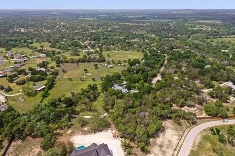 300 Corral Lane Liberty Hill TX 78642