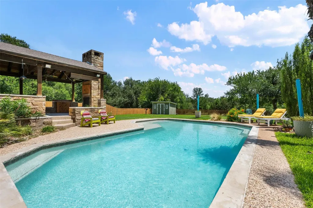 4011 Honey Bear Loop Round Rock TX 78681