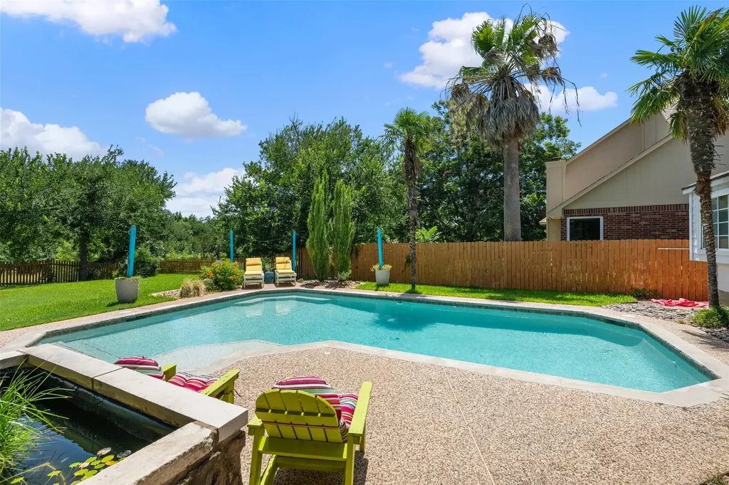 4011 Honey Bear Loop Round Rock TX 78681
