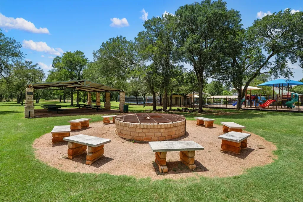 4011 Honey Bear Loop Round Rock TX 78681