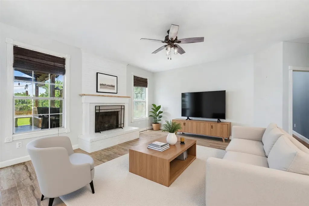 4011 Honey Bear Loop Round Rock TX 78681