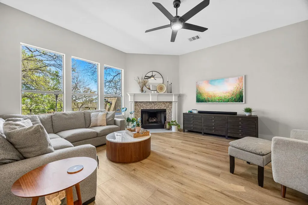 128 Las Colinas Drive Georgetown TX 78628