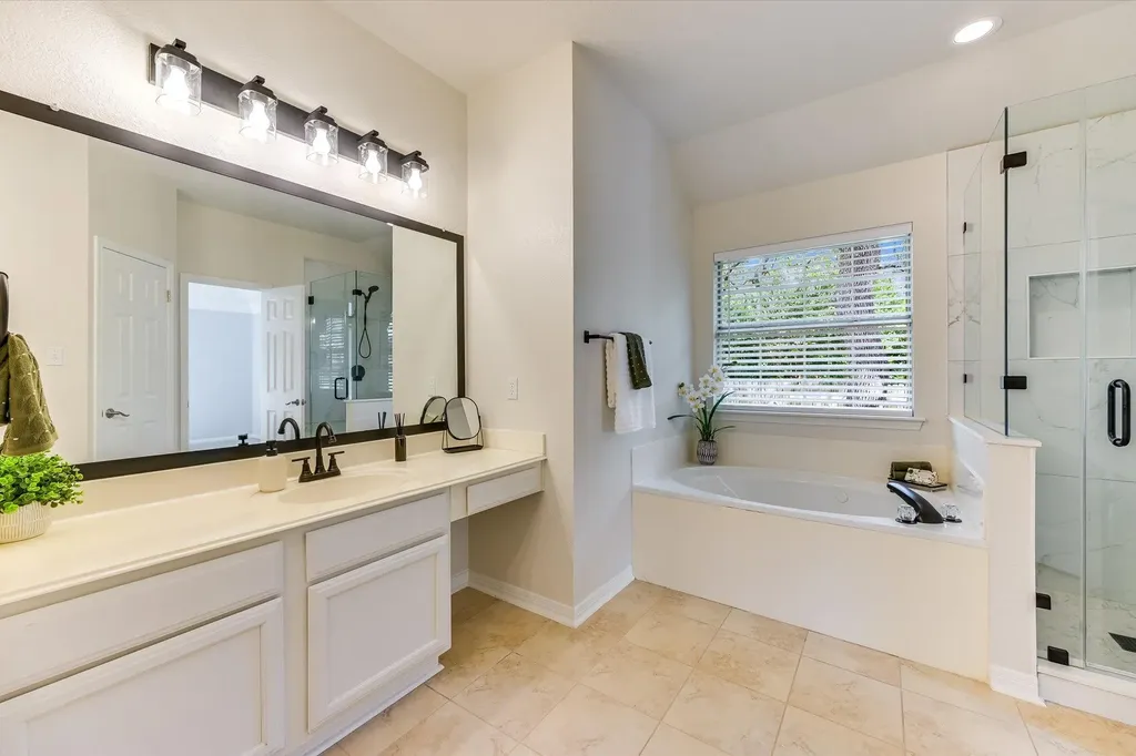 11141 Calavar Drive Austin TX 78726