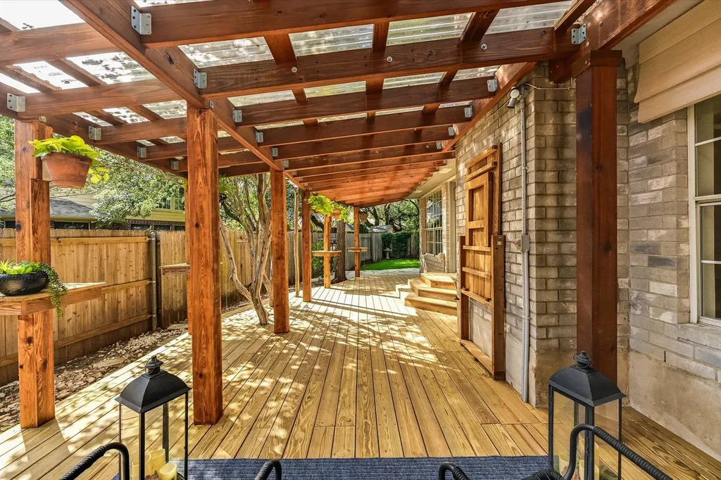 11141 Calavar Drive Austin TX 78726