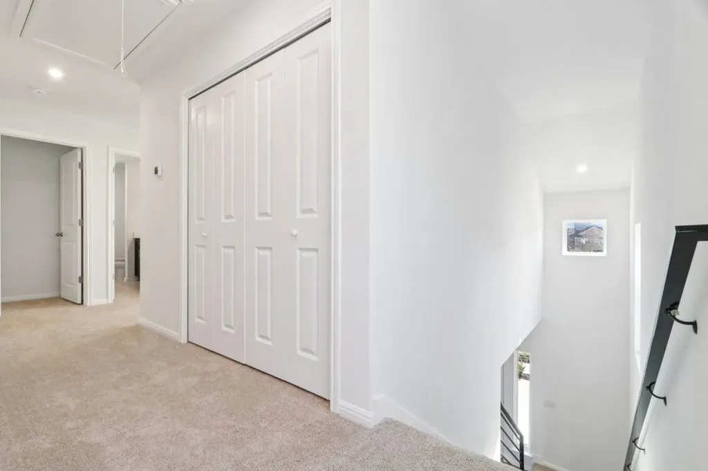 11205 Golden Cloud Bend Manor TX 78653