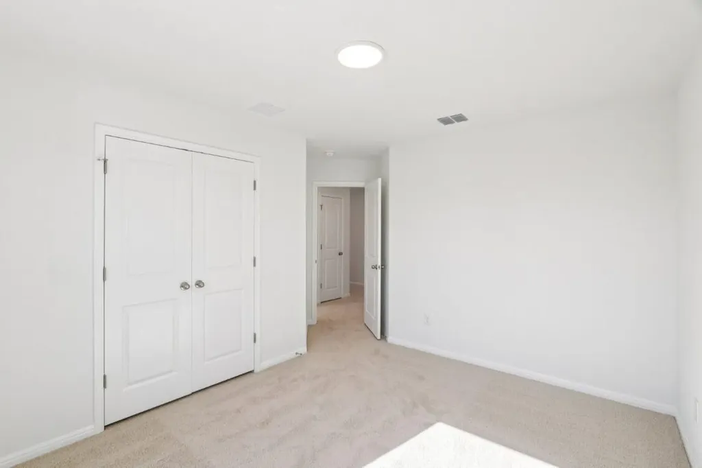 11205 Golden Cloud Bend Manor TX 78653