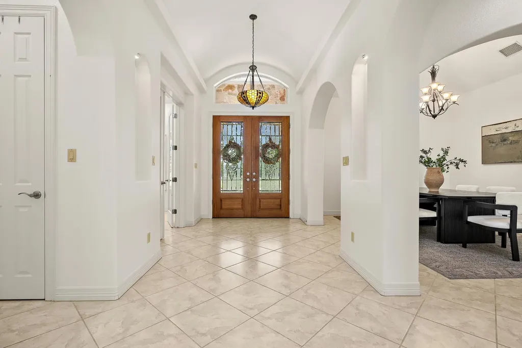 100 Palomino Cove Jarrell TX 76537