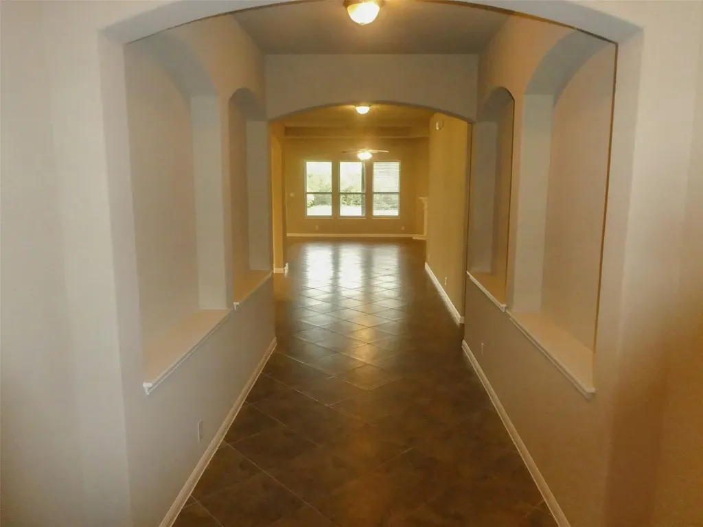21905 Rock Wren Road Spicewood TX 78669