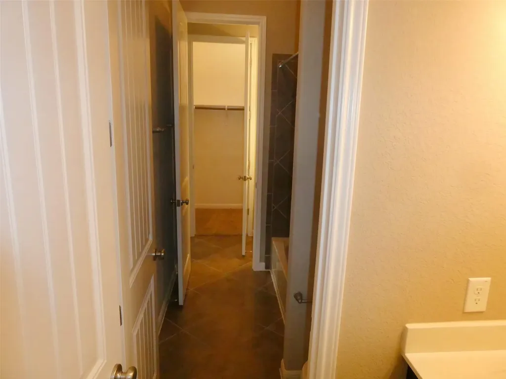 21905 Rock Wren Road Spicewood TX 78669