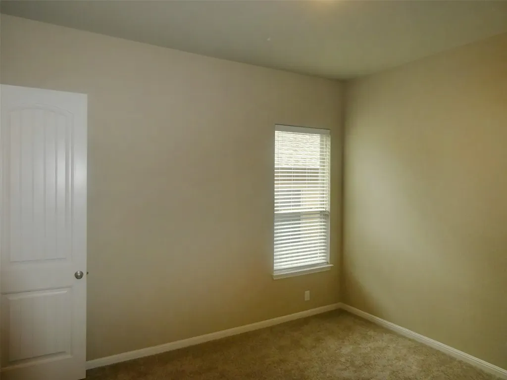 21905 Rock Wren Road Spicewood TX 78669
