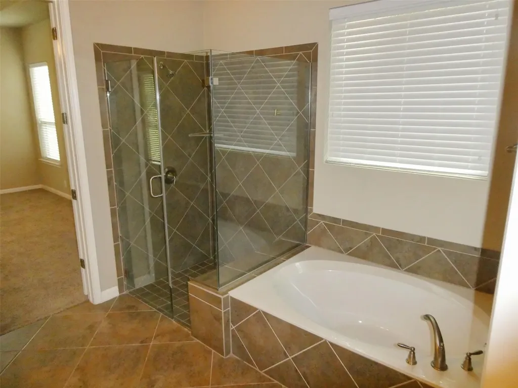 21905 Rock Wren Road Spicewood TX 78669