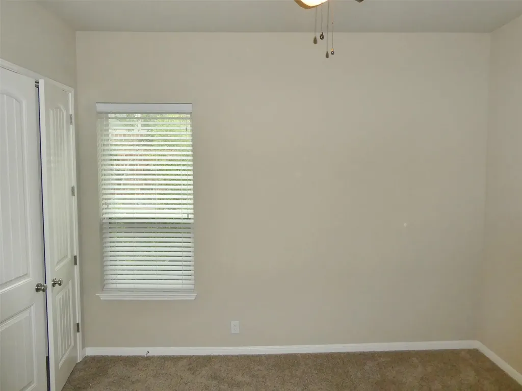 21905 Rock Wren Road Spicewood TX 78669