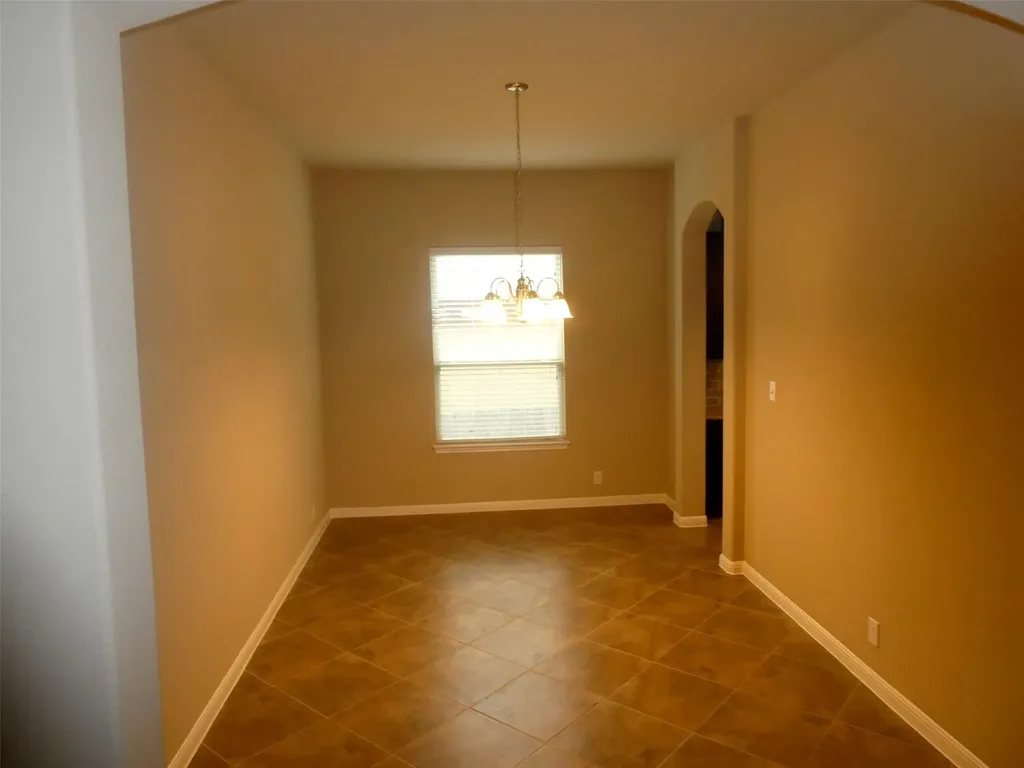 21905 Rock Wren Road Spicewood TX 78669