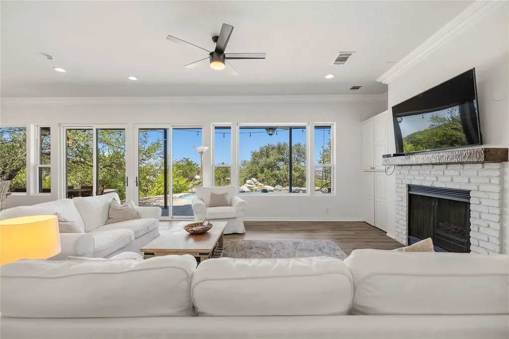 3400 Serene Hills Court Austin TX 78738
