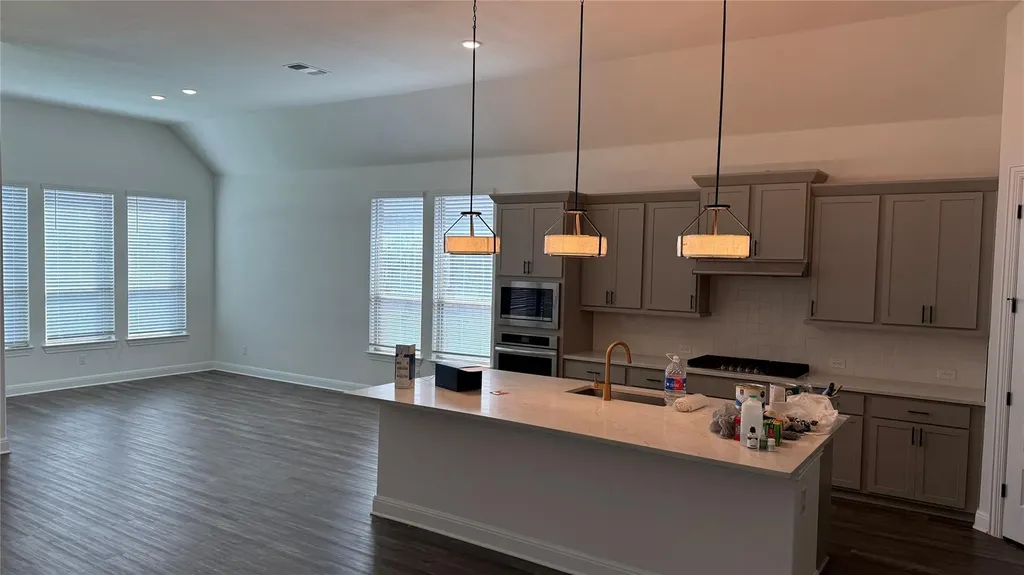 352 Olympic Park Drive Kyle TX 78640