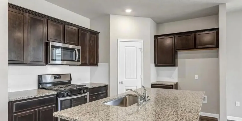 400 Barton Creek Lane Hutto TX 78634