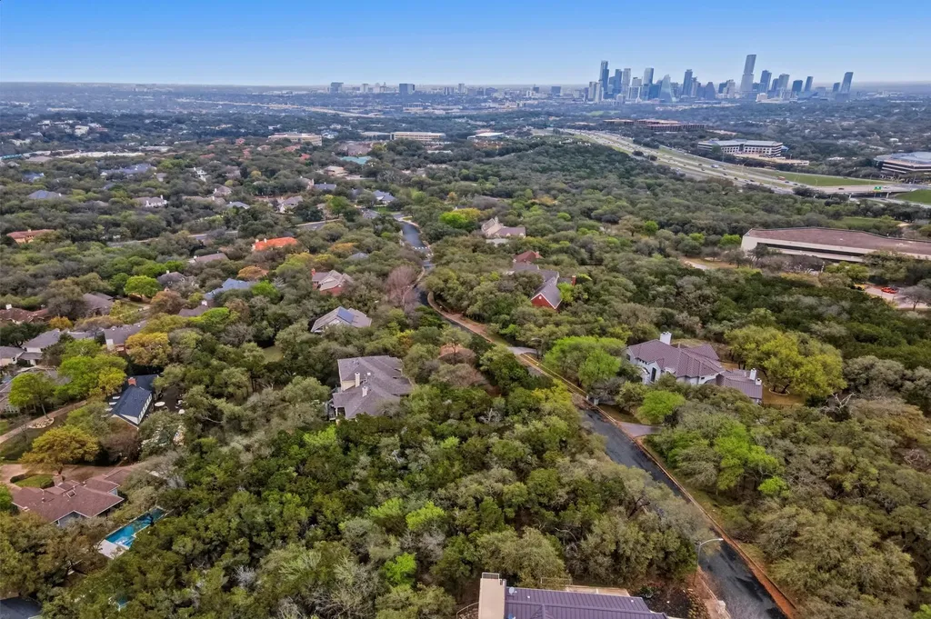 2904 Regents Park Austin TX 78746