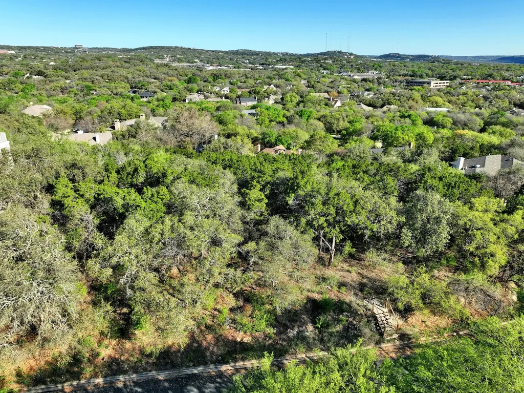 2904 Regents Park Austin TX 78746