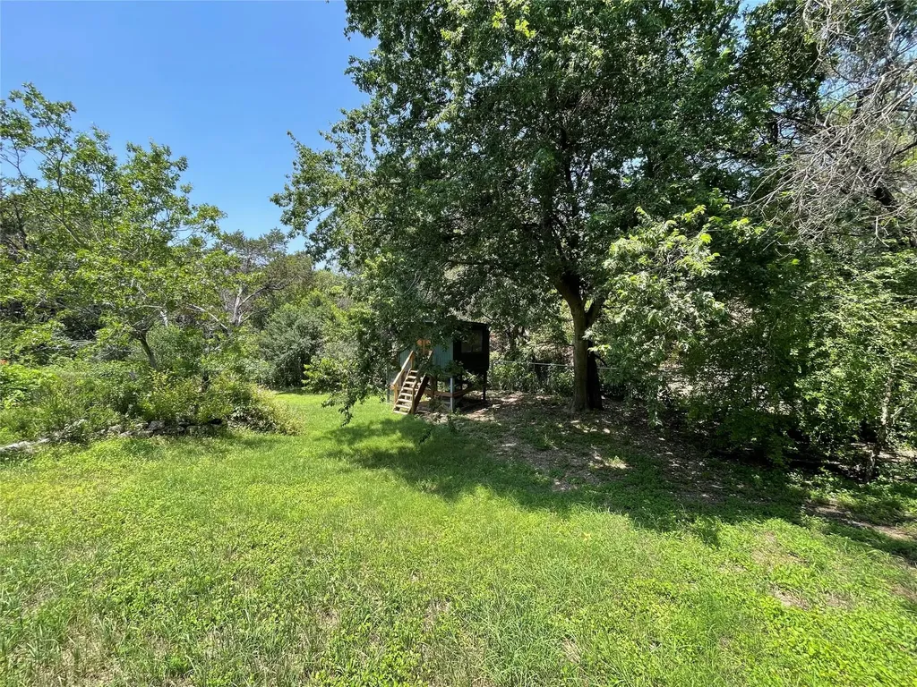 20812 Buena Vista Lago Vista TX 78645
