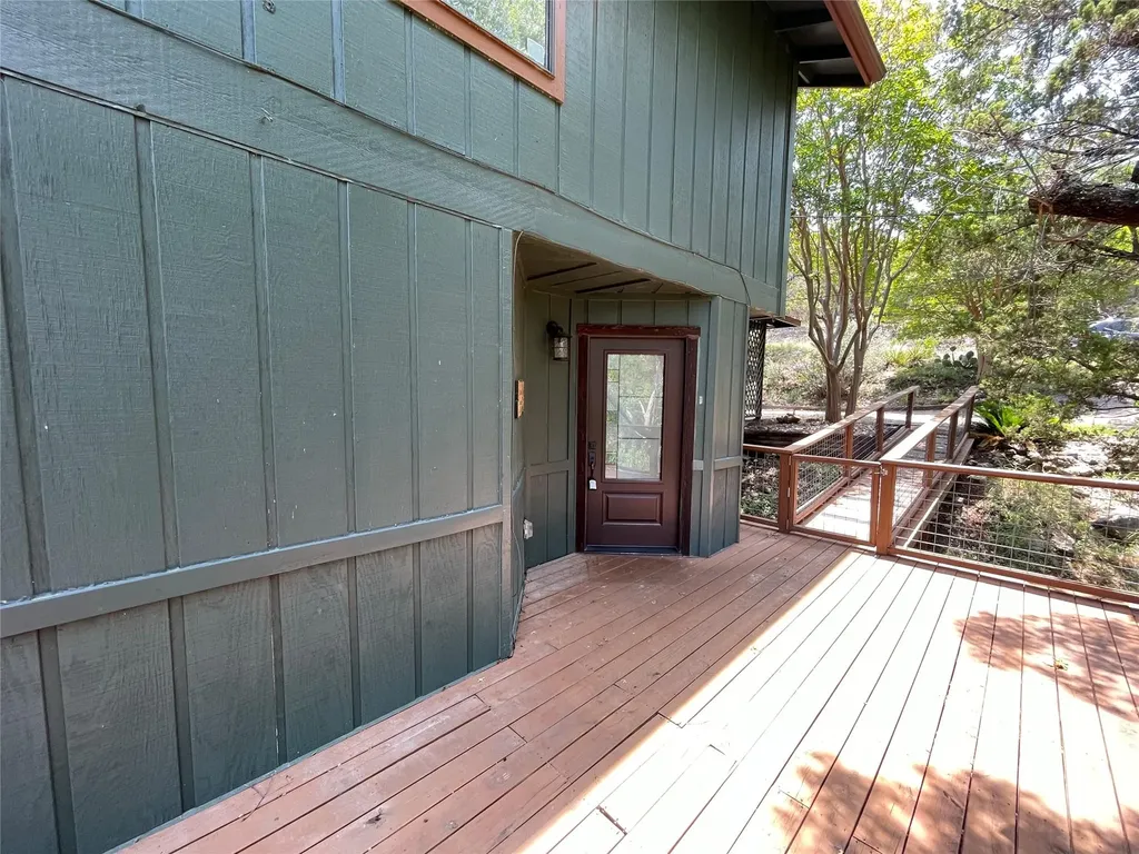 20812 Buena Vista Lago Vista TX 78645