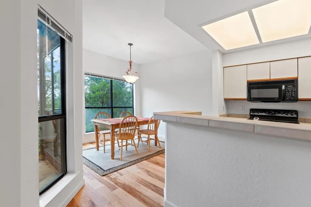 4711 Spicewood Springs Road Austin TX 78759