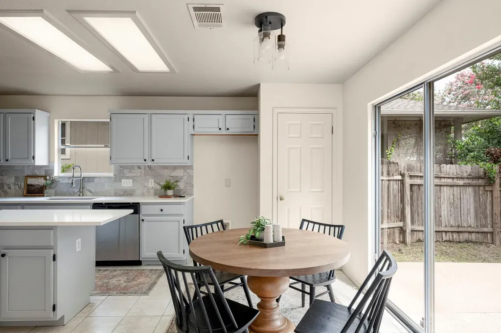 208 Natali Street Austin TX 78748