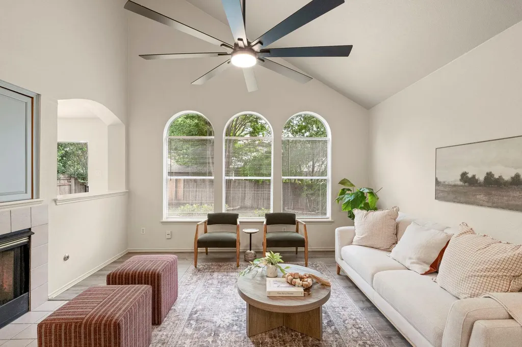 208 Natali Street Austin TX 78748