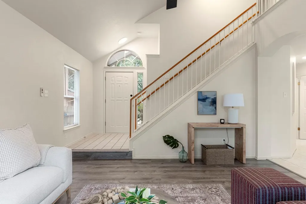 208 Natali Street Austin TX 78748