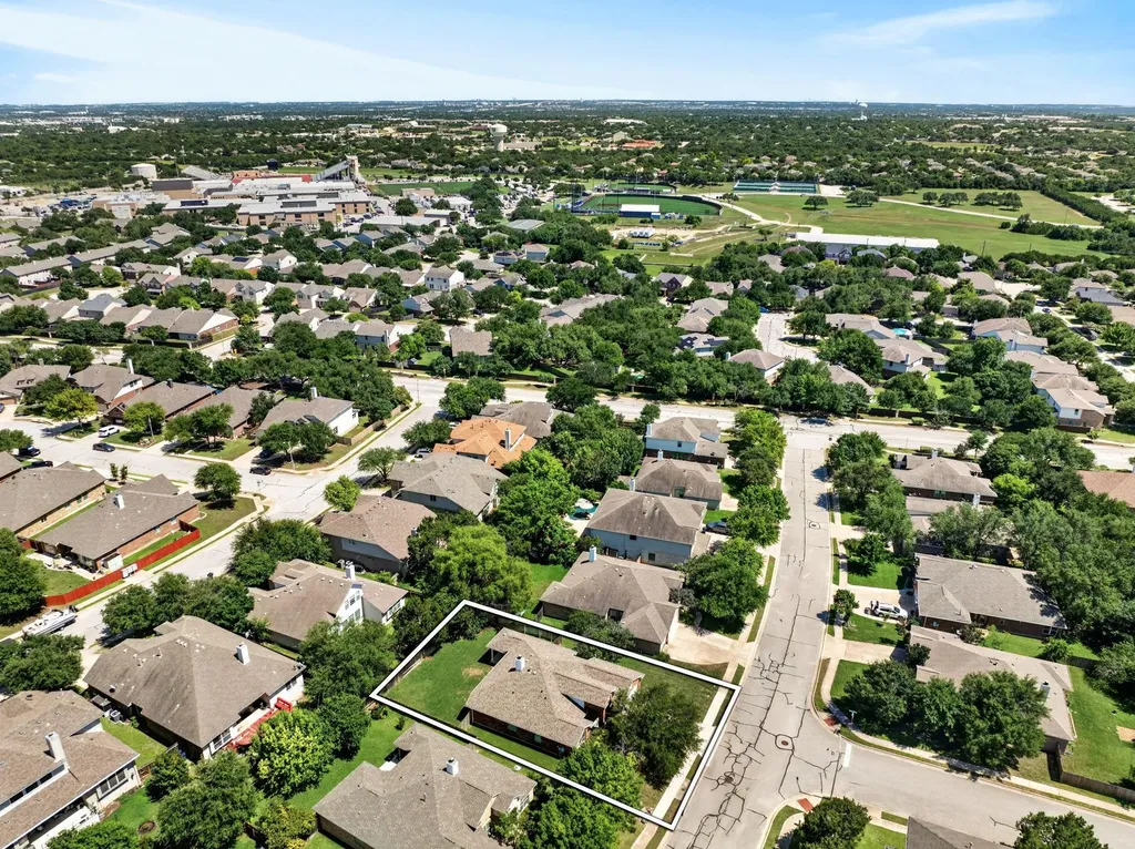 2504 Branding Iron Lane Leander TX 78641