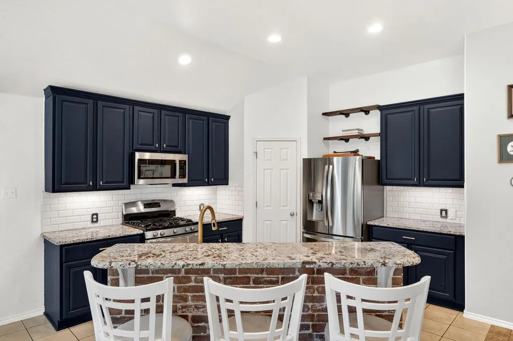 2504 Branding Iron Lane Leander TX 78641