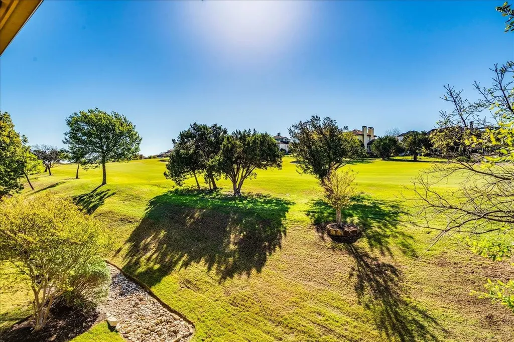13 Borello Drive Austin TX 78738