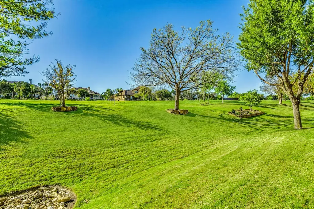 13 Borello Drive Austin TX 78738