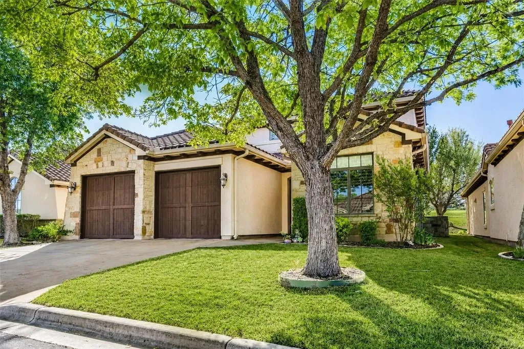 13 Borello Drive Austin TX 78738
