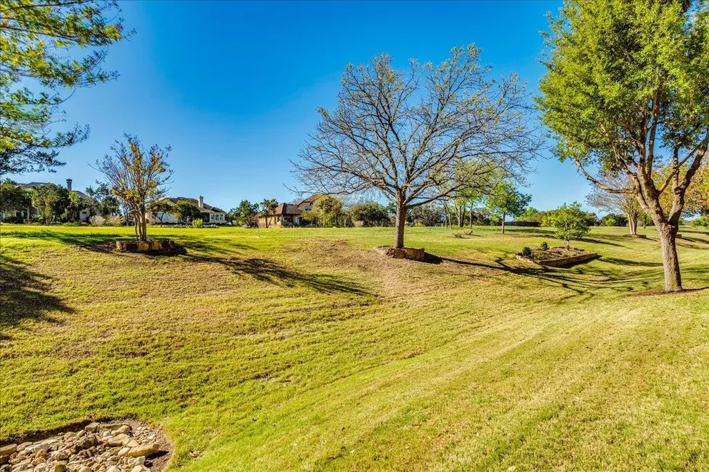 13 Borello Drive Austin TX 78738