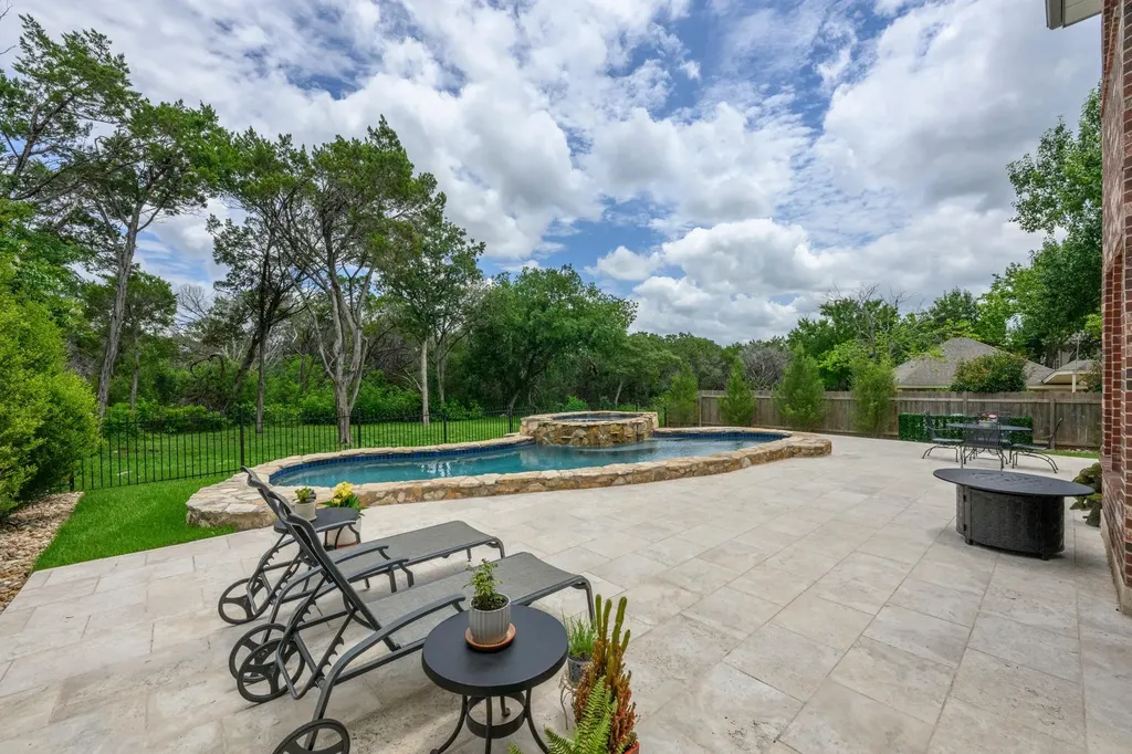 2809 Creeks Edge Parkway Austin TX 78733