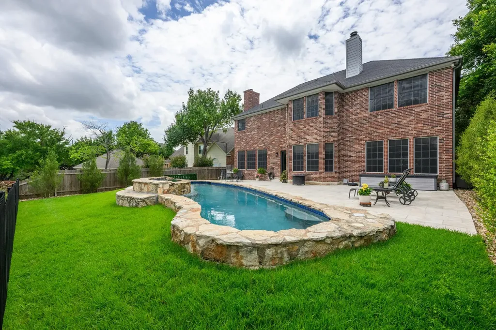 2809 Creeks Edge Parkway Austin TX 78733