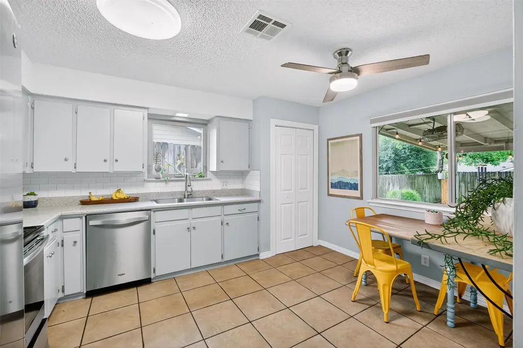 2005 Scofield Lane Austin TX 78727