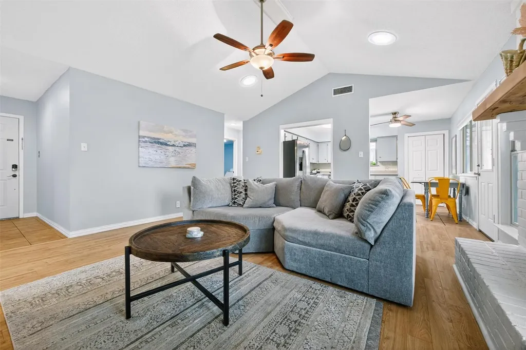 2005 Scofield Lane Austin TX 78727