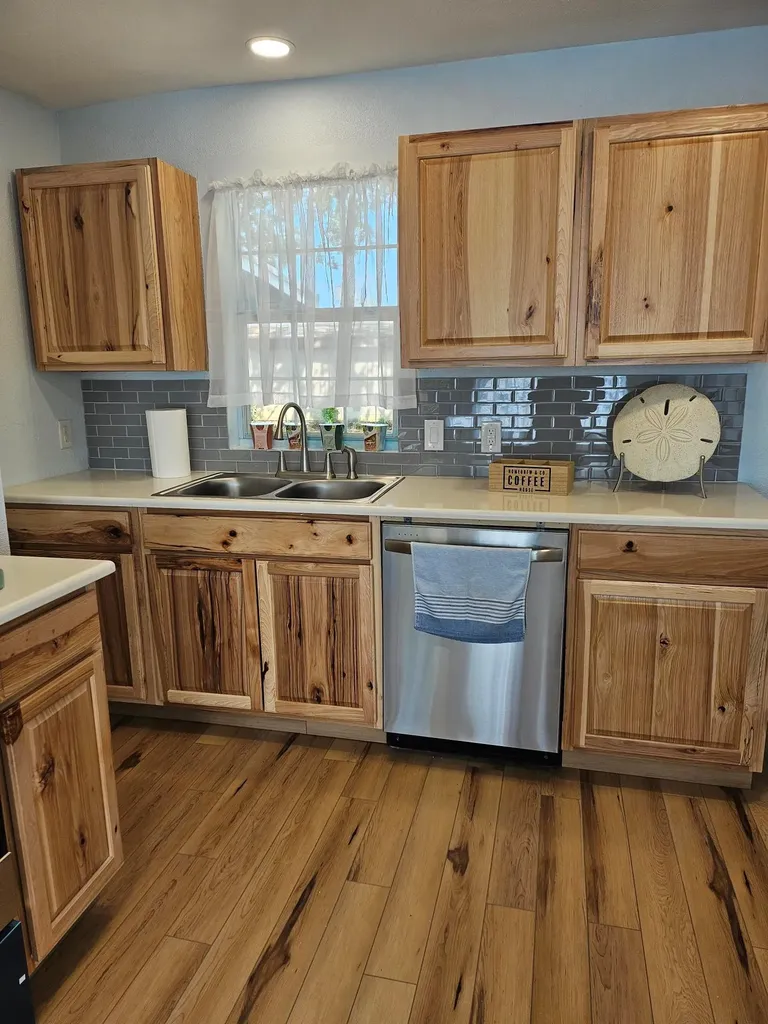 103 N Rhomberg Street Burnet TX 78611